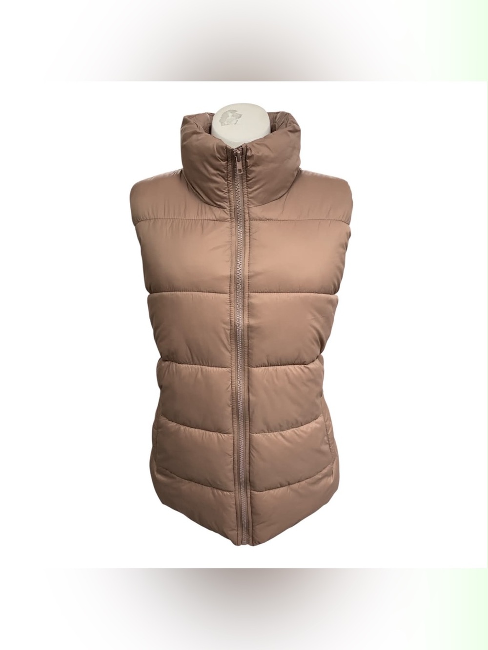 Old Navy Quilted Sleeveless Puffer Vest in Taupe Size L